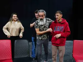 Yeni oyuncular arıyor
