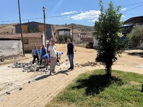 Yenipazar’da parke taşı çalışmaları sürüyor
