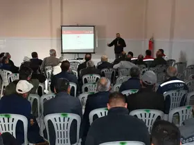 Yenipazar’da üreticiler şap hastalığıyla mücadele konusunda bilgilendirildi

