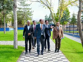 Yeşilyurt’ta parklar yenileniyor, mahalleler güzelleşiyor
