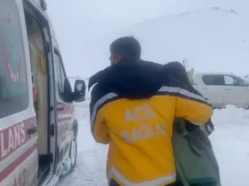 Yoğun kar ve zorlu şartlara rağmen hayat kurtaran müdahale
