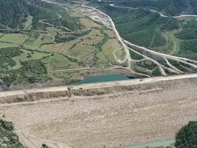 Yok olma tehlikesi bulunan ’bağ havacivası’ bitkisi baraj suları altında kalmaktan kurtarıldı
