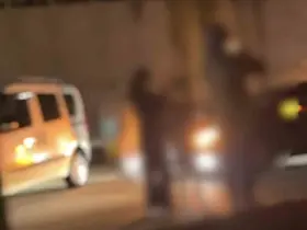 Yol kapatarak eğlenen 4 sürücüye cezai işlem
