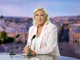 Yolsuzluktan suçlu bulunan Fransız siyasetçi Le Pen, cumhurbaşkanlığı adaylığını duyurdu
