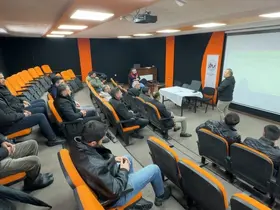 Yüksekova’da 98 yetiştiriciye "sürü yönetimi" eğitimi verildi
