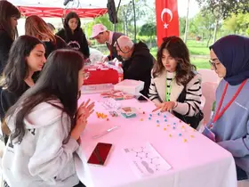 Yunusemre’de bilim şenliği başladı
