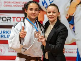 Yunusemreli Kevser’den milli takıma uzanan bronz
