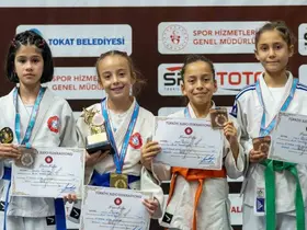 Yunusemre’nin minik judocuları Türkiye’yi salladı
