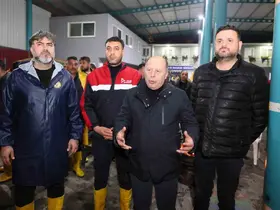 Yüreğir’de şiddetli yağışa anında müdahale
