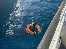 Yüzerek Yunanistan’a geçmeye çalıştı
