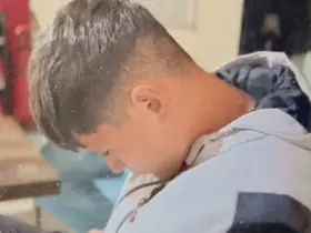 Yüzmek için denize giderken kazada ağır yaralanan motosiklet sürücüsü hayatını kaybetti
