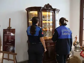 Zabıtanın 15 yıllık antika tutkusu sergiye dönüştü
