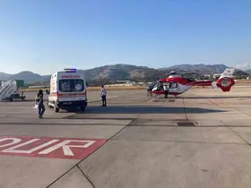 Zatürre teşhisi konulan bebek ambulans helikopterle sevk edildi
