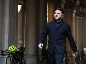 Zelenskiy: "ABD’nin yardımıyla Ukrayna’da 3 ay içinde seçim düzenlenebilir"
