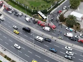 Zeytinburnu’nda İETT otobüsü duvara çarptı: 1 ölü, 17 yaralı
