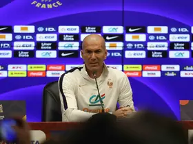 Zinedine Zidane: "Zidane oyunu diye bir şey yok. Yarın herkes Fransa takımını görecek"
