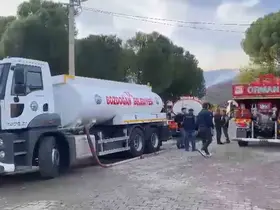 Ziraat alanında başlayan yangın ormana sıçradı
