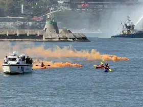 Zonguldak Limanı’nda 30 Ağustos şöleni: Römorkörlerden görsel şov
