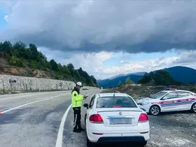 Zonguldak’ta emniyet ve jandarma ekiplerinden kapsamlı denetim
