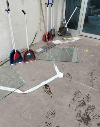 Amatör lig maçında olay çıktı: Musluklar söküldü, camlar kırıldı 