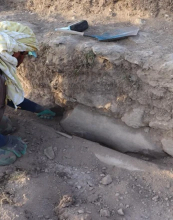 Antik Kentde 1800 yıllık heykel bulundu