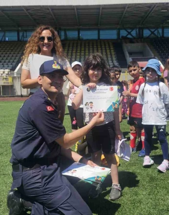 Artvin’de Fair-Play kazandı: 14. Grassroots futbol şenliği tamamlandı 