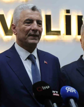 Bakan Bolat: "Artvin esnafına 100 milyon liralık kredi desteği sağlanacak" 