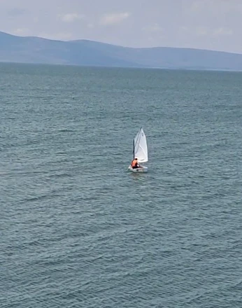 Çıldır Gölü’nde yelken keyfi 