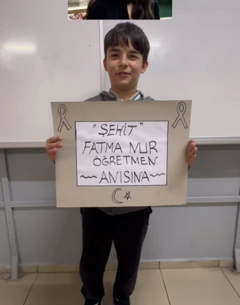 Fatma Nur öğretmenin anısına kendi öğretmenlerini mutlu ettiler