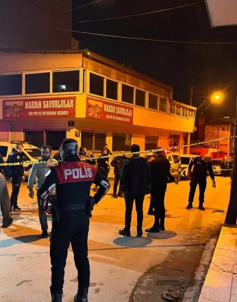 İzmir’de silahlı saldırı: 1 ölü, 3 yaralı