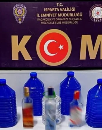 Isparta’da 33,5 litre kaçak alkol ve elektronik cihaz yakalandı