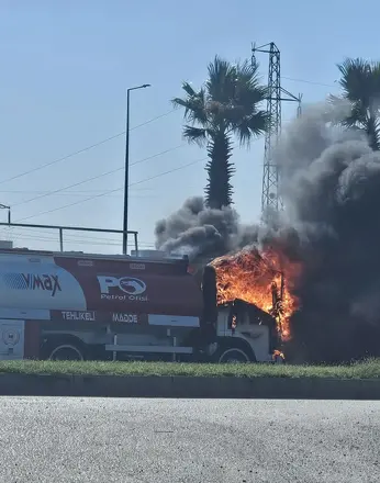 Kahramanmaraş’ta yakıt tankerinde çıkan yangın korkuttu