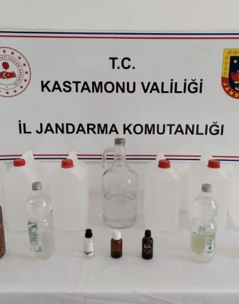 Kastamonu’da jandarmadan sahte içki operasyonu