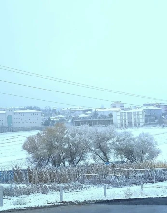 Kırşehir'de yüksek kesimler beyaza büründü