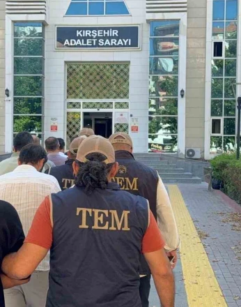 Kırşehir merkezli FETÖ operasyonunda 8 gözaltı