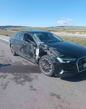 Otomobille patpat çarpıştı: 2 yaralı