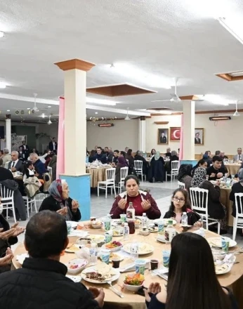 Pehlivanköy’de şehit aileleri ve gaziler onuruna iftar yemeği verildi 