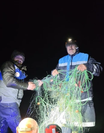 Suğla Gölü'nde kaçak avcılığa geçit yok: 800 metrelik ağ imha edildi