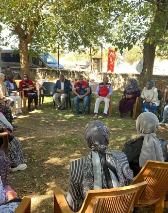 Tarım ve Orman Müdürü Şenverdi, kadın çiftçilerle bir araya geldi
