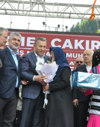 Trabzon’da bahar coşkusu: 31’inci Acısu Hıdrellez Kültür ve Bahar Bayramı Şenliği renkli görüntülere sahne oldu 