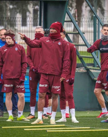 Trabzonspor ara vermeden Eyüpspor maçı hazırlıklarına başladı 