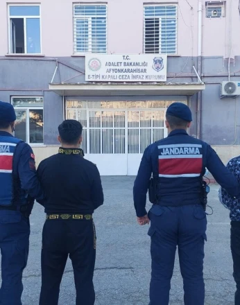 Uyuşturucu operasyonunda 2 kişi tutuklandı