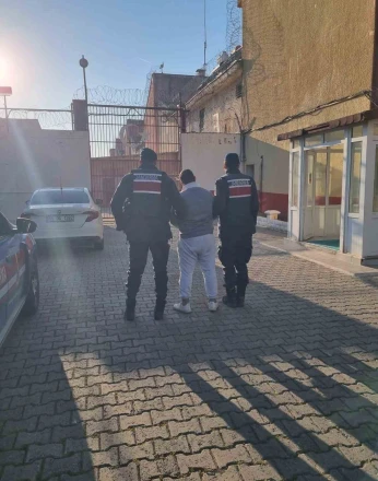 Uyuşturucu suçundan aranan şahıs Germencik’te yakalandı