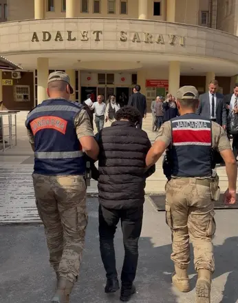 Uyuşturucudan aranan şahıs yakalandı