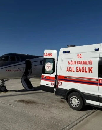 Van’da kalp hastası bebek, uçak ambulansla İstanbul’a sevk edildi