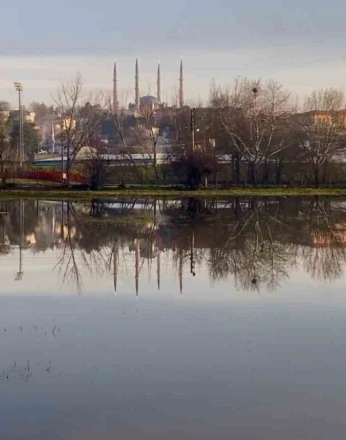 Yağışlar Tunca Nehri’ni coşturfu: Debi 3 günde 3 kat arttı