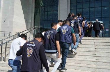 1 milyar 250 milyon liralık yasa dışı bahis trafiğine operasyon: 8 gözaltı 