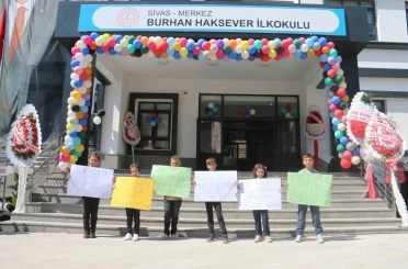 12 derslikli okul törenle hizmete açıldı 