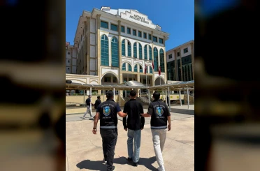"12’den sonra Antalya’da devlet biziz’ diye paylaşım yaptı, gece operasyonuyla yakalandı 