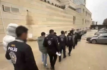 1,4 milyar liralık siber dolandırıcılığa 13 tutuklama 